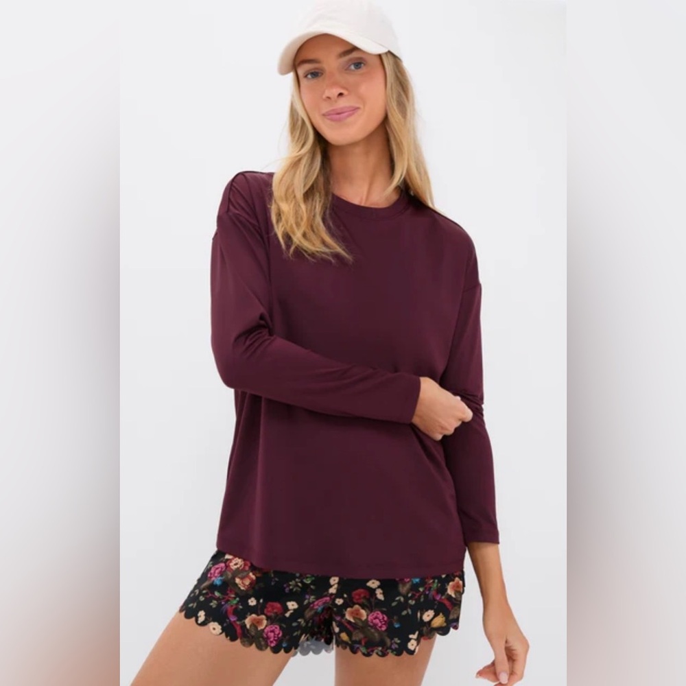 Tuckernuck Winetasting Performance Jersey Ryan Boyfriend Tee | L | NWT
